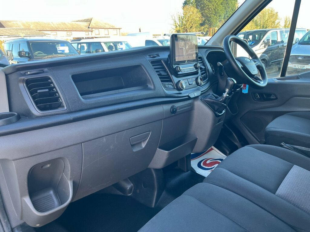 Ford Transit Custom 2L Leader WP71ZPW White #4