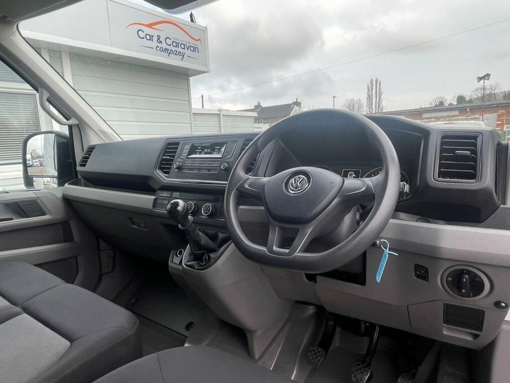 Volkswagen Crafter 2L Cr35 Tdi Cc L Startline YK69XZJ White #5