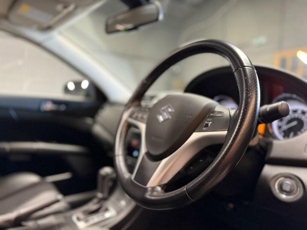 Suzuki Kizashi 2.4 16V Silver #50