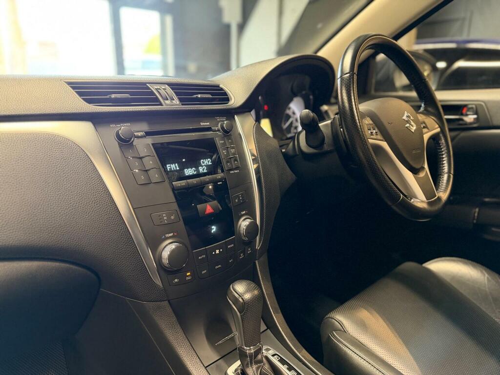 Suzuki Kizashi 2.4 16V Silver #44