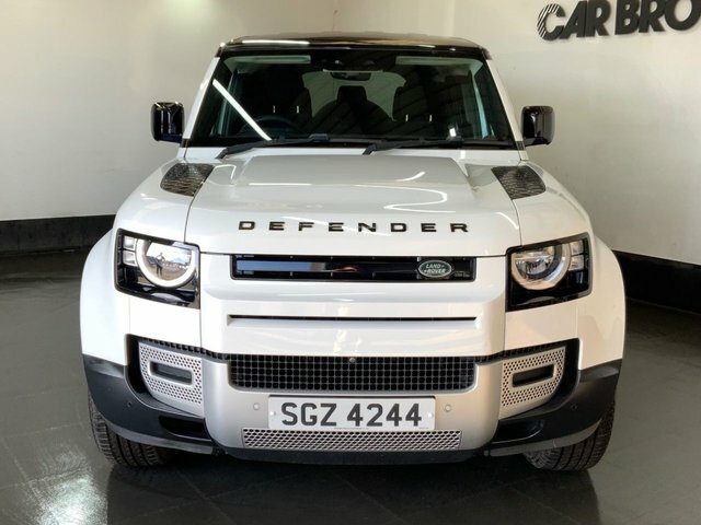 Land Rover Defender 110 D200 110 7 Seat YIG6082 White #3