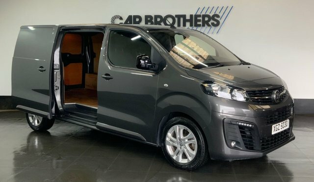 Vauxhall Vivaro 2.0 Turbo D 3100 Elite Panel Van 6Dr L Grey #2