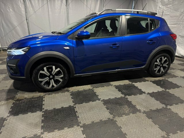 Dacia Sandero Stepway Tce Prestige Hatchback MF71XVU Blue #4
