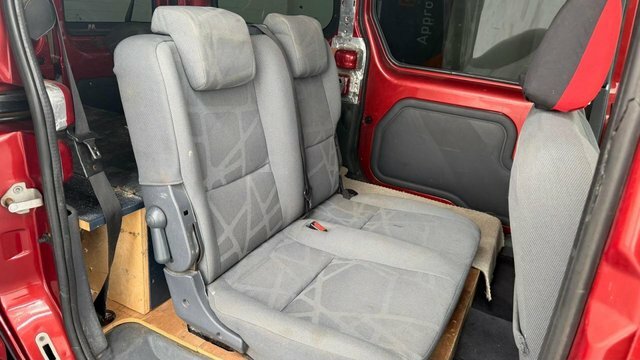Ford Tourneo Connect Connect1.8 Tdci 110 Lwb Blue #22