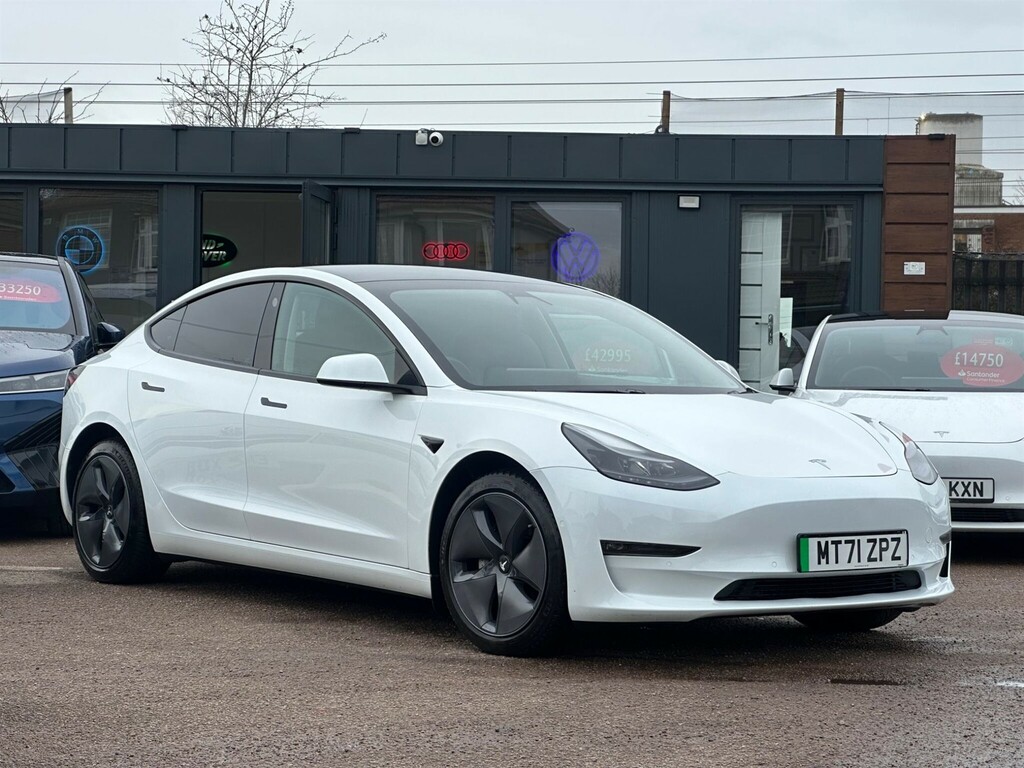 Tesla Model 3 Dual Motor Long Range 4Wde White