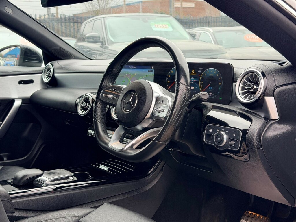 Mercedes-Benz CLA Class 1.3 E 15.6Kwh Amg Line Premium Coupe 8G-dct Euro RV22URB #4