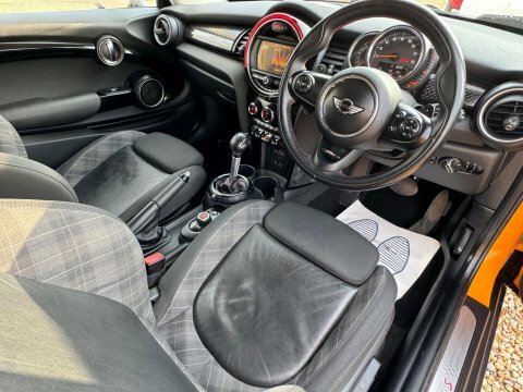 Mini Hatch 2.0 Cooper S BL15MEU Orange #2