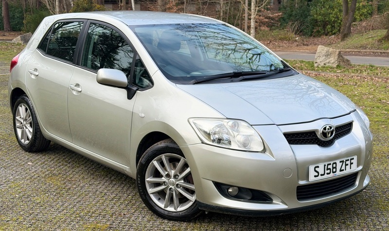 Toyota Auris Vvt-i Tr Silver