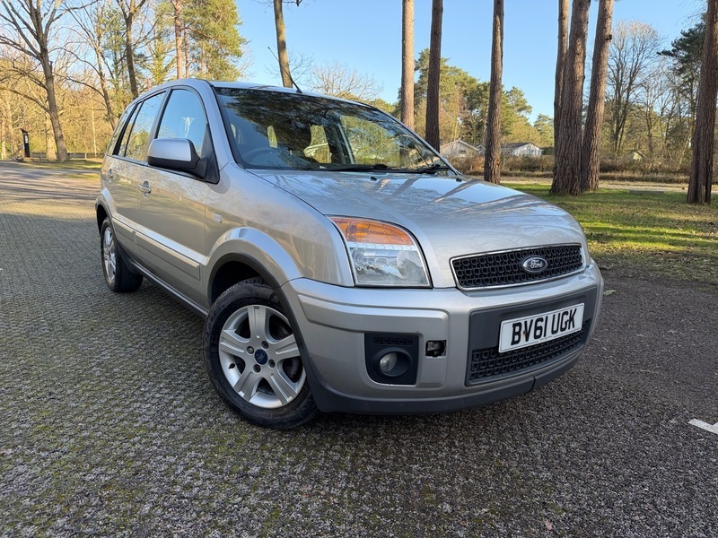 Ford Fusion Zetec Silver