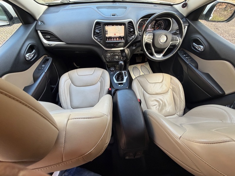 Jeep Cherokee M-jet II Limited EO65HZS White #2