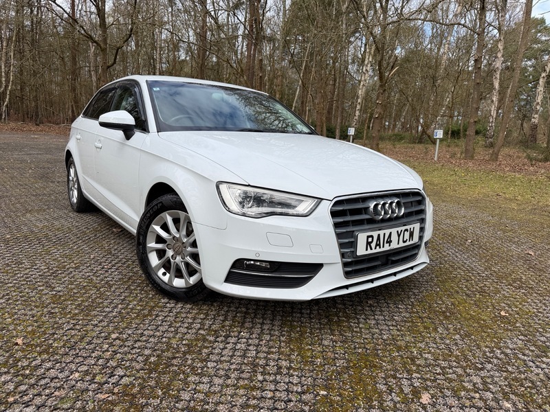 Audi A3 Hatchback RA14YCW White #2