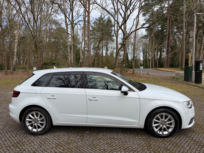 Audi A3 Hatchback RA14YCW White #6