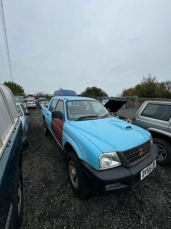 Mitsubishi L200 2.5 Gl Dcb Lwb 4Wd 113 Bhp Blue