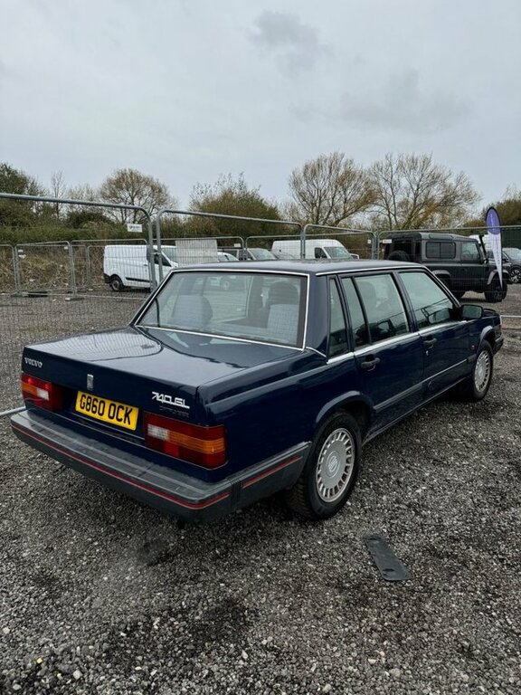 Volvo 740 2.0 Gl 111 Bhp White #2