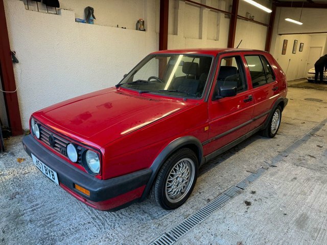 Volkswagen Golf 0L Red