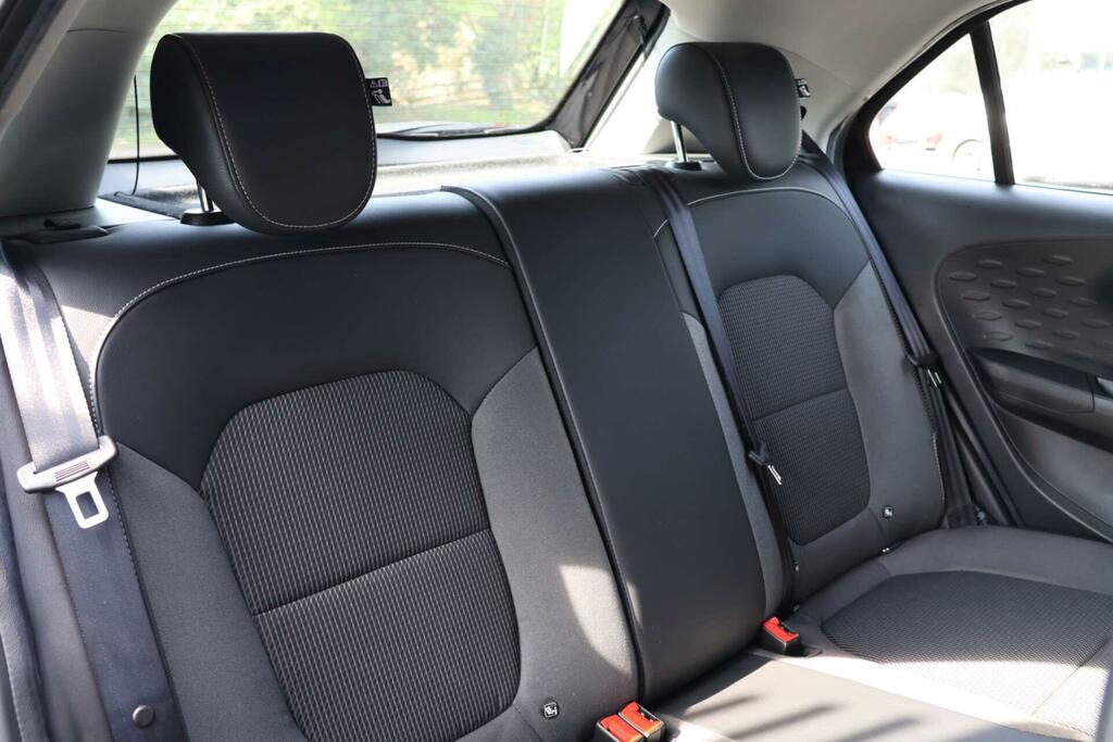 MG MG3 1.5 Vti-tech Exclusive Nav Euro 6 Ss CN23ZVC Black #6