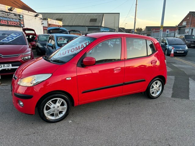 Hyundai I10 Hatchback EA10ENF Red #3