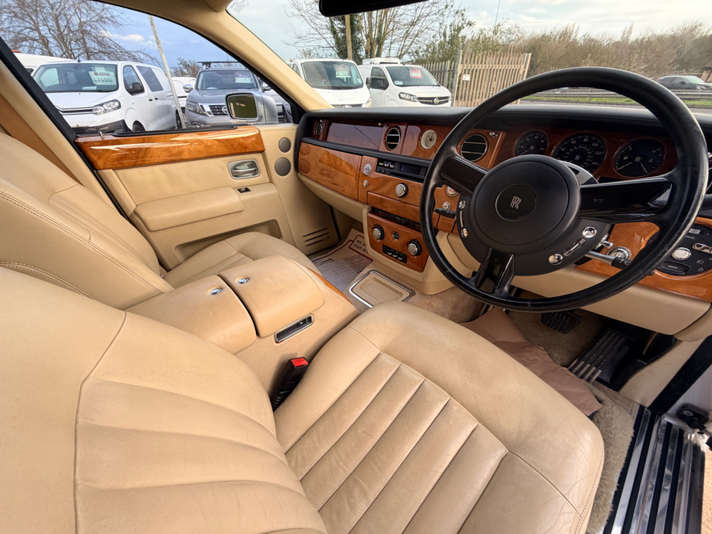 Rolls-Royce Phantom 6.7 V12 Saloon Euro 3 453 Bhp Grey #3