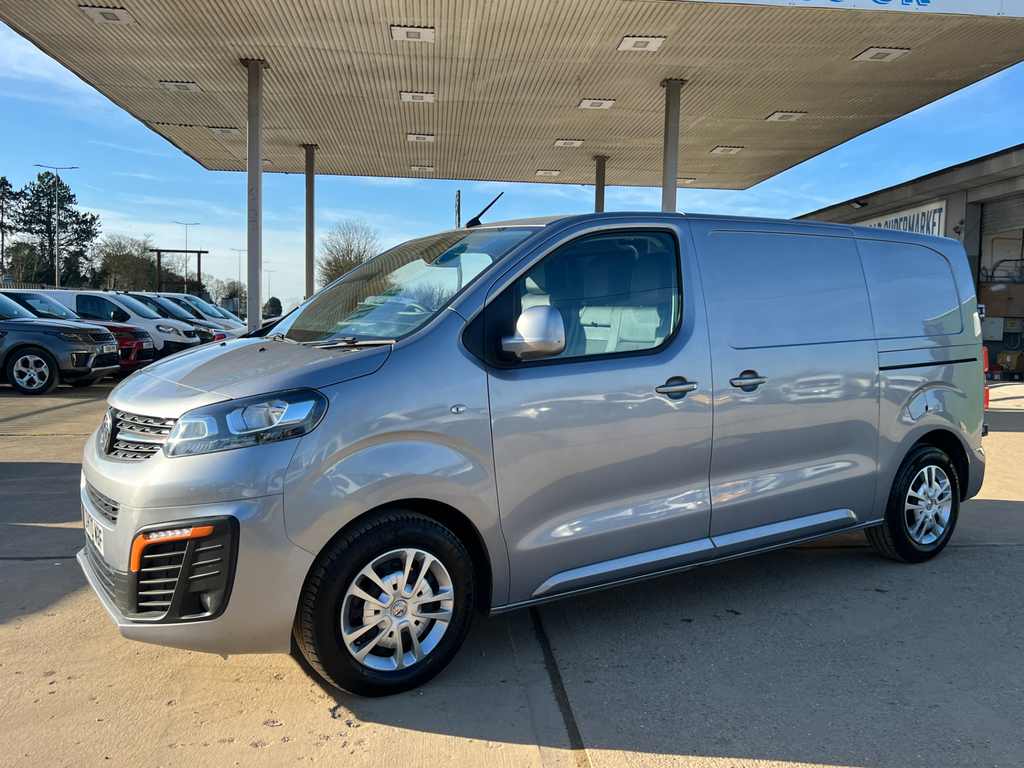 Vauxhall Vivaro 1.5 Turbo D 2700 Sportive Panel Van Man Grey