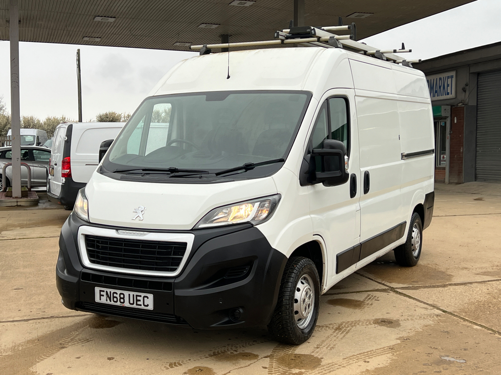 Peugeot Boxer 2.0 Bluehdi 333 Professional Panel Van FN68UEC White #6