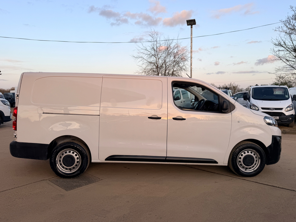 Citroen Dispatch 1.5 Bluehdi 1000 Enterprise Pro XL Panel Van 6Dr D CK72LDA White #2