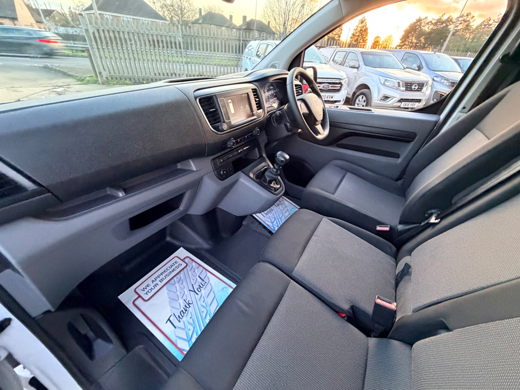 Citroen Dispatch 1.5 Bluehdi 1000 Enterprise Pro XL Panel Van 6Dr D CK72LDA White #4