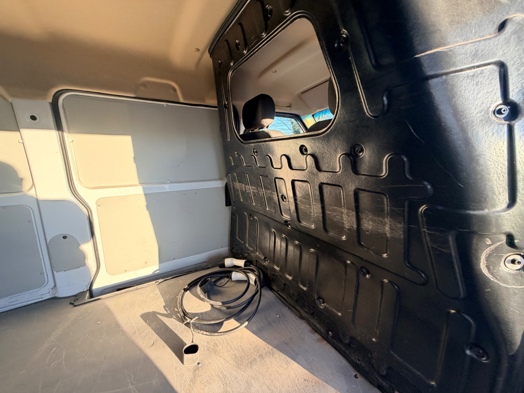 DFSK EC35 Mpv White #40