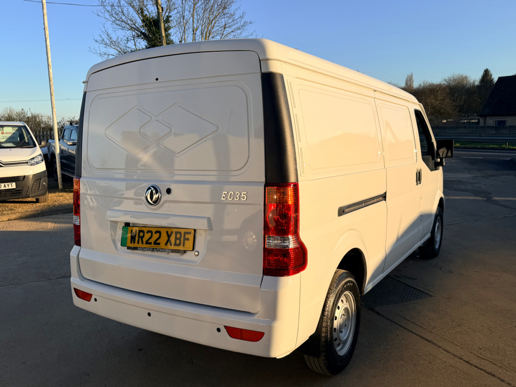 DFSK EC35 Mpv White #21