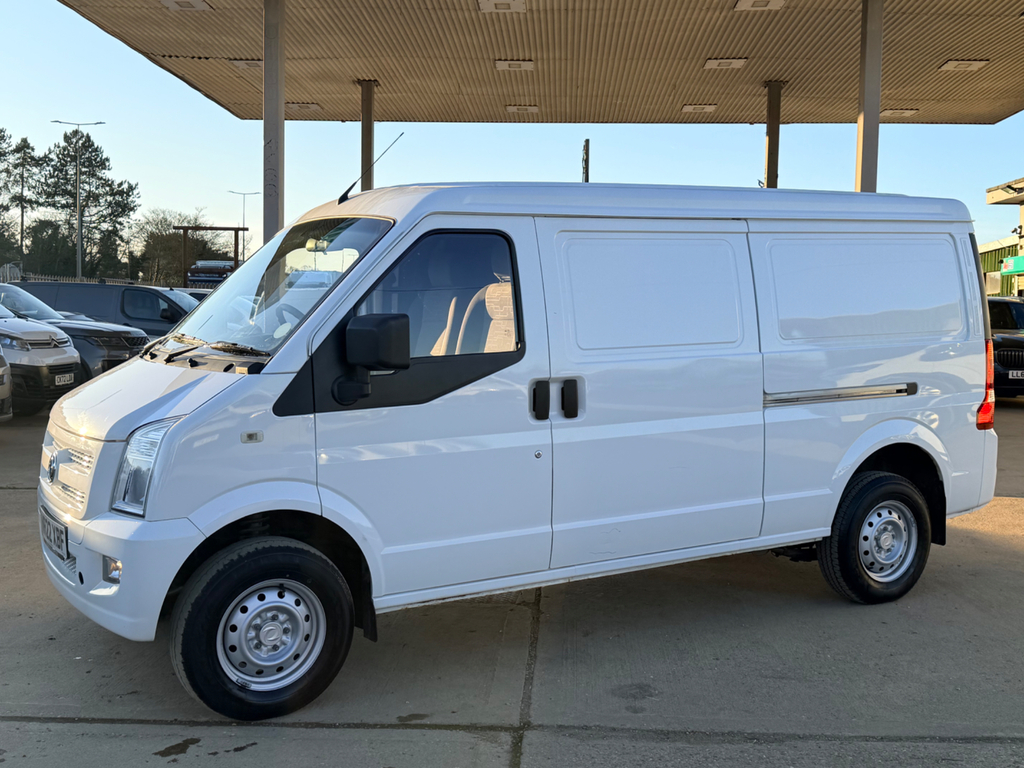 DFSK EC35 Mpv White #1