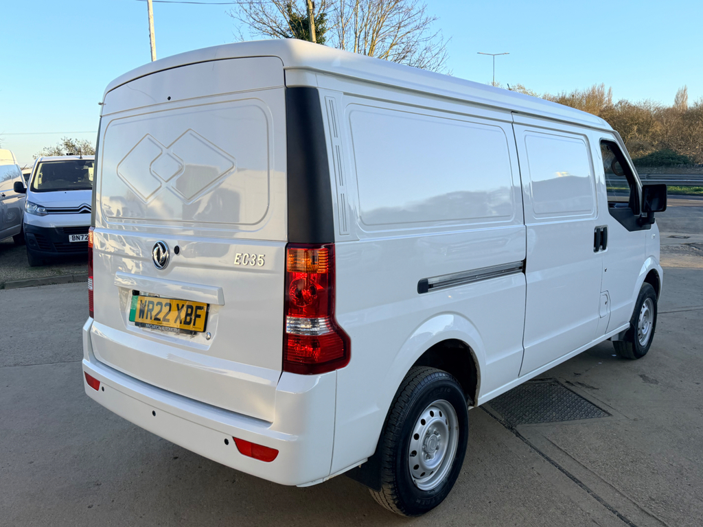 DFSK EC35 Mpv White #17