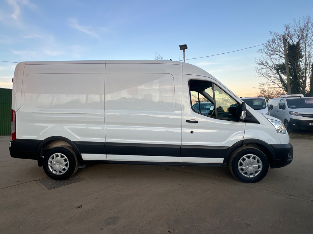 Ford Transit Custom 2.0 350 Ecoblue Trend Panel Van ST72TKV White #2