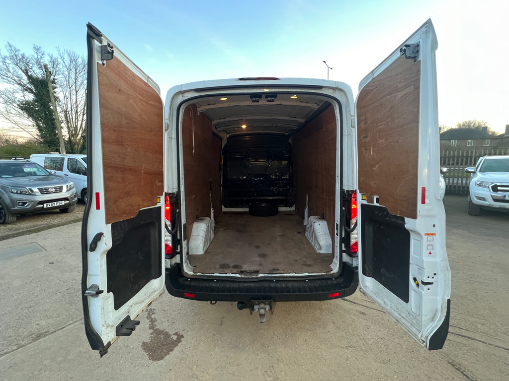 Ford Transit Custom 2.0 350 Ecoblue Trend Panel Van ST72TKV White #4