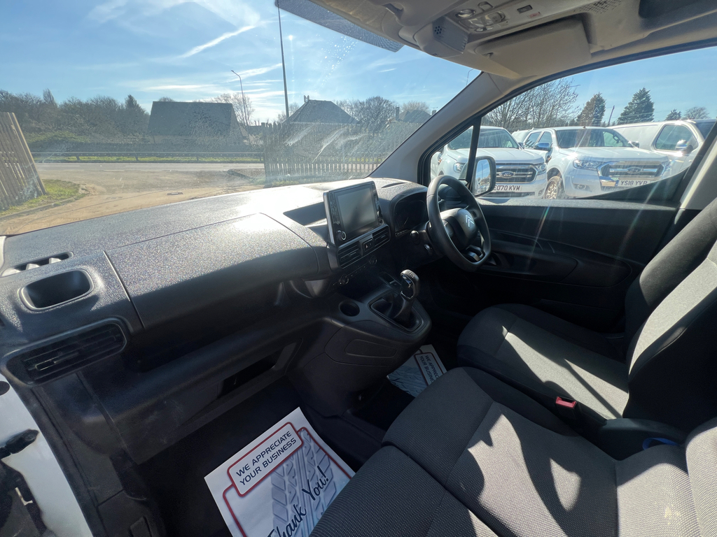 Citroen Berlingo 1.5 Bluehdi 650 Enterprise M Panel Van CK70ESY White #3