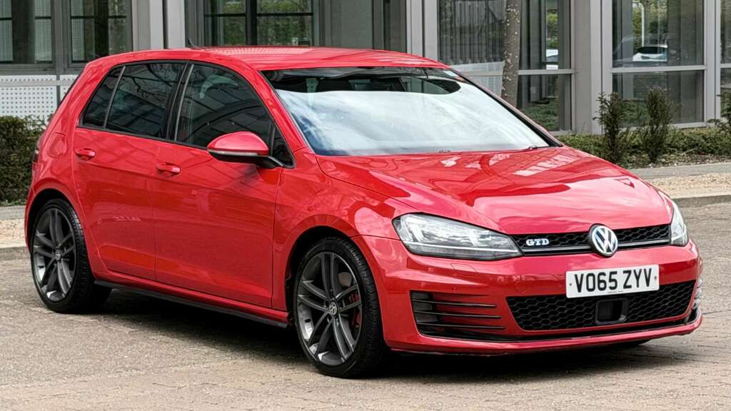 Volkswagen Golf 2.0 Golf Gtd Red