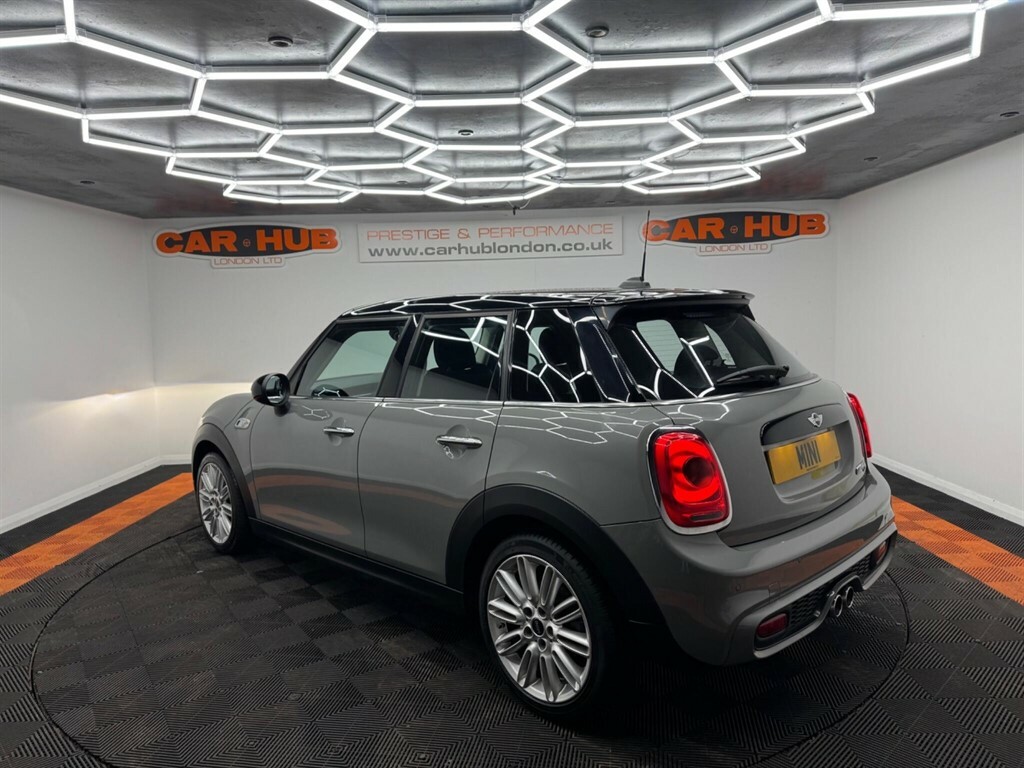 Mini Hatch 2.0 Cooper S Euro 6 Ss YC67ZVG Grey #3
