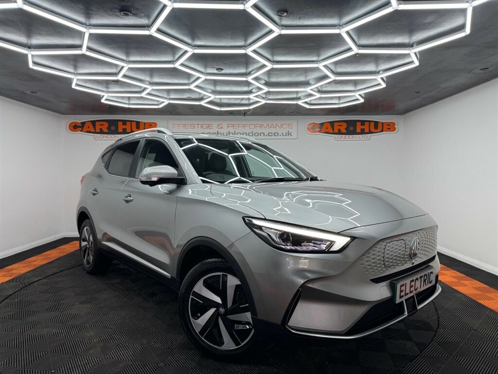 MG ZS 72.6Kwh Trophy Connect Long Range Silver