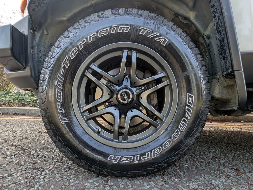 Toyota FJ Cruiser Original Spec.2016 Facelift.euro 6. Ulez White #6