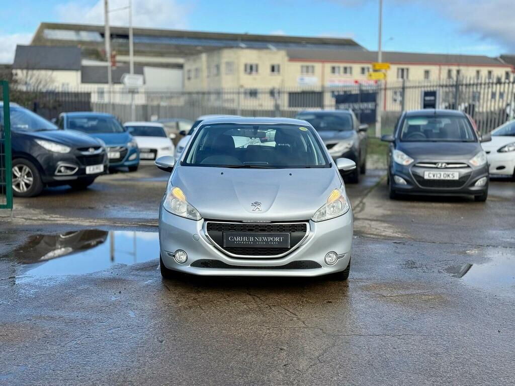 Peugeot 208 Hatchback 1.4 Hdi Active Euro 5 201363 Silver #2