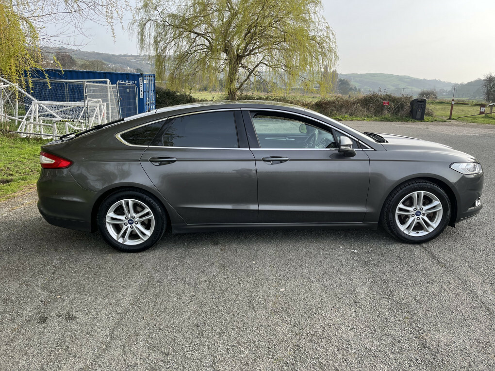 Ford Mondeo Titanium #2