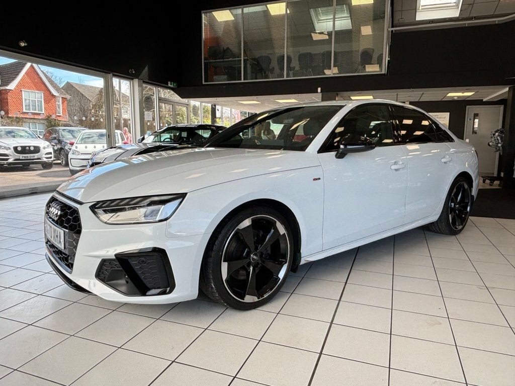 Audi A4 2L Black Edition White #4
