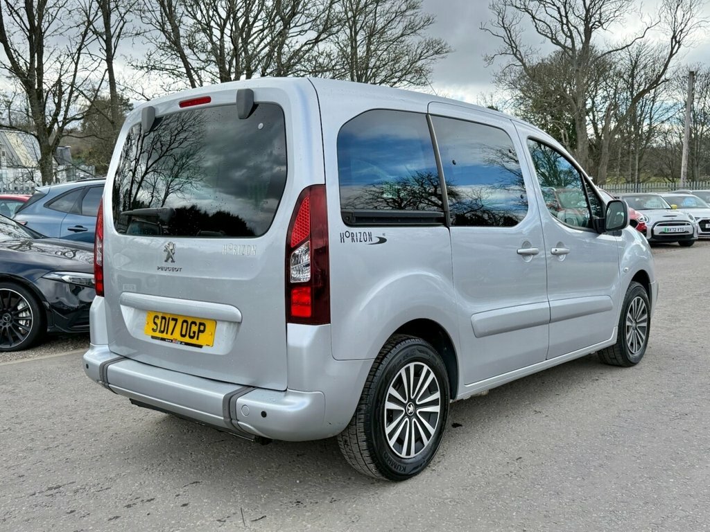 Peugeot Partner Tepee 1.6L Allure Silver #6
