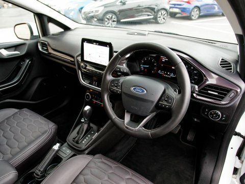 Ford Fiesta Hatchback EO18HVB White #4