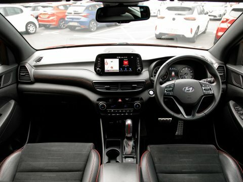 Hyundai Tucson Suv VK70SVY Red #3