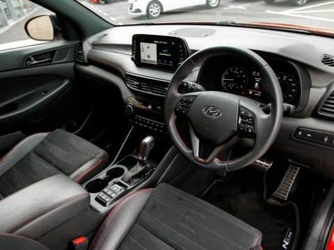 Hyundai Tucson Suv VK70SVY Red #4