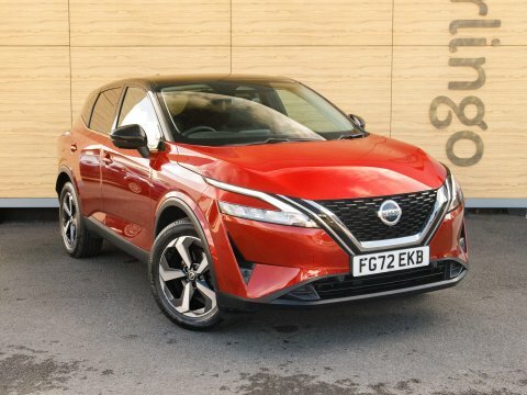 Nissan Qashqai Suv Red