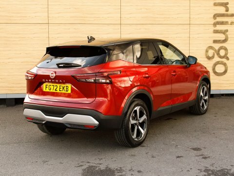 Nissan Qashqai Suv FG72EKB Red #2