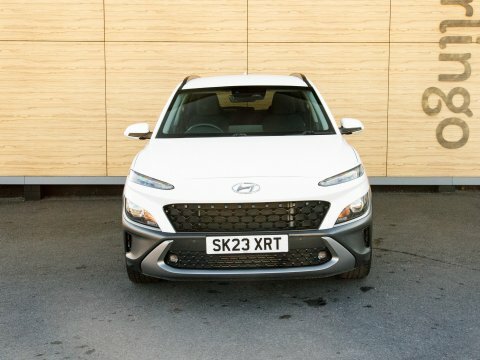 Hyundai Kona Suv SK23XRT White #5