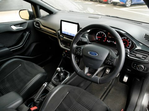 Ford Fiesta Hatchback EU68TGE Grey #4