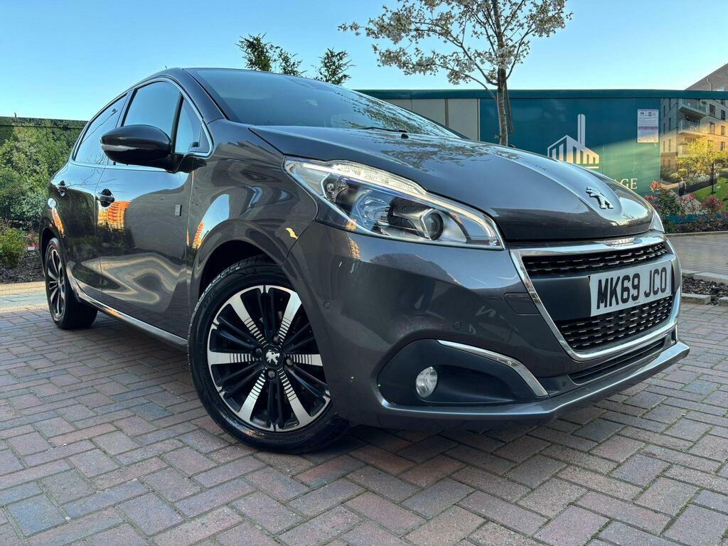Peugeot 208 1.2 Puretech Tech Edition Euro 6 S S Grey