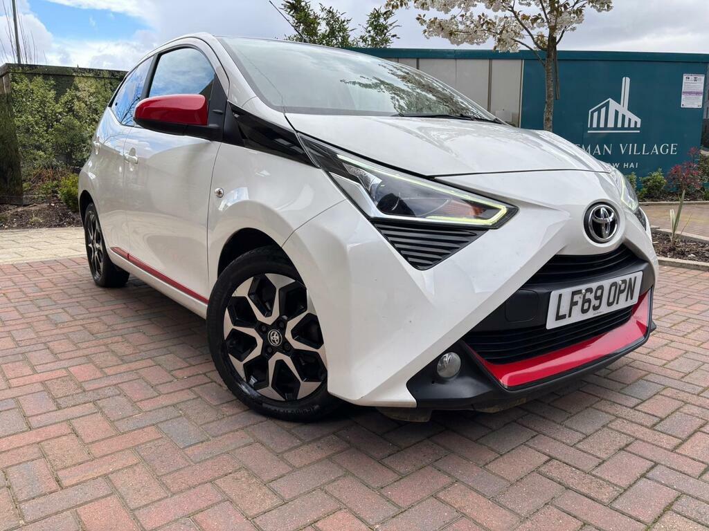 Toyota Aygo 1.0 Vvt-i X-trend Funroof X-shift Euro 6 White